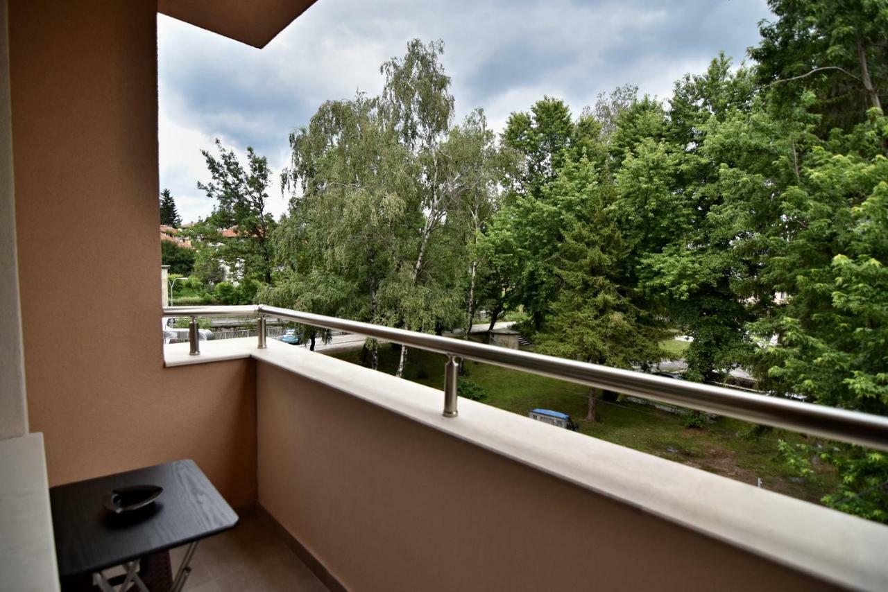 Madini Apartment Βέλινγκραντ Εξωτερικό φωτογραφία